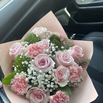 Flowers By Maria - Florists Near Me - Westminster, California Flowers By Maria - Florists Near Me - Westminster, California