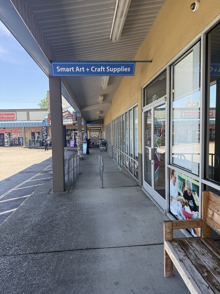 Smart Art + Craft Supplies - social services organization in Nashville, TN