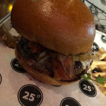 25 Degrees - Number 1 Burger - Burgers Near Me - Los Angeles, California