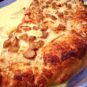 La Pizza E’ Bella - Pizza by the slice - Pizza Near Me - Paso Robles, California La Pizza E’ Bella - Pizza by the slice - Pizza Near Me - Paso Robles, California