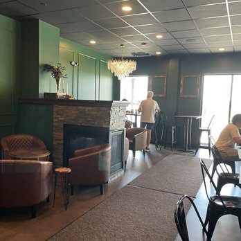Freya Jane’s Bakery and Cafe - Inside - Cafes Near Me - Valencia, Pennsylvania