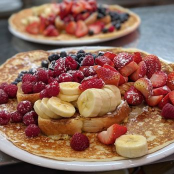 Eggsquis Kingston - Breakfast & Brunch Near Me - Kingston, Ontario