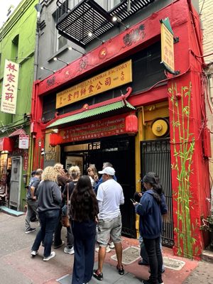 Golden Gate Fortune Cookie Factory by null