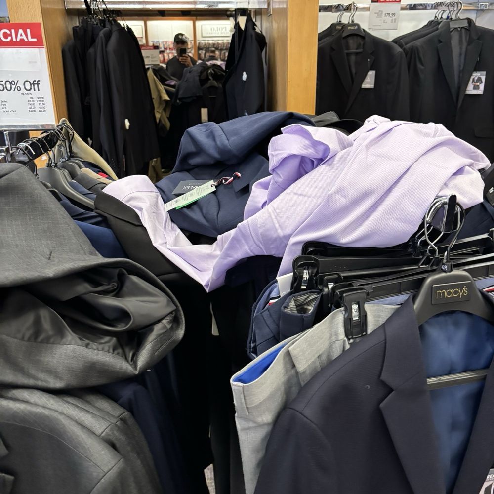 Patrons throw items everywhere. Patrons throw items everywhere.