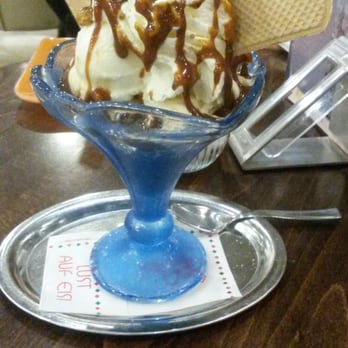 Eiscafé Colucci - Caramel-Becher - Ice Cream & Frozen Yogurt Near Me - Wuppertal, NW Eiscafé Colucci - Caramel-Becher - Ice Cream & Frozen Yogurt Near Me - Wuppertal, NW