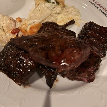 La Cabrera - Churrasco with gratined potatoes - Argentine Near Me - Sunny Isles Beach, Florida La Cabrera - Churrasco with gratined potatoes - Argentine Near Me - Sunny Isles Beach, Florida