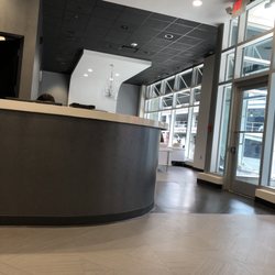 Pearl. Dentistry Reimagined - Main entrance.