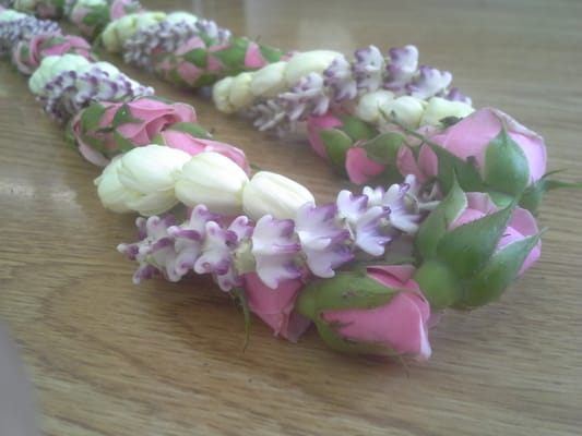 Cindy's Lei & Flower Shoppe by null