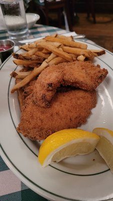 Luke's Bar & Grill by null