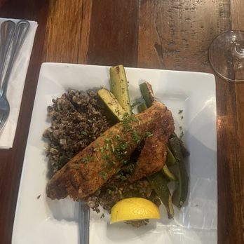 Town Hall Brewery - Walleye plate - Pubs Near Me - Minneapolis, Minnesota Town Hall Brewery - Walleye plate - Pubs Near Me - Minneapolis, Minnesota