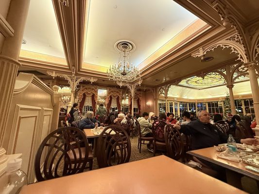 Plaza Inn by null
