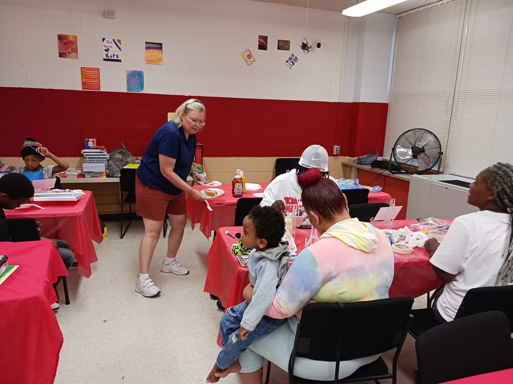 Kinna's Corner - social services organization in Davenport, IA