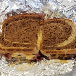 Lunch Box Deli - Rachel sandwich