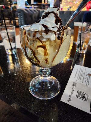 House of Music & Entertainment (HOME Bar) by null