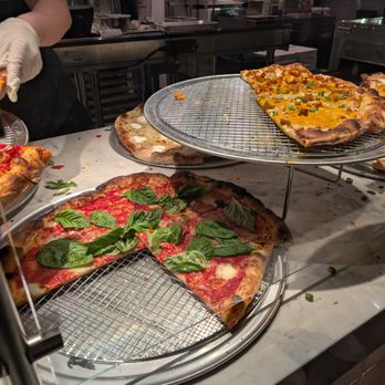 ANDY’S PIZZA - BALLSTON - Updated January 2026 - 53 Photos & 95 Reviews