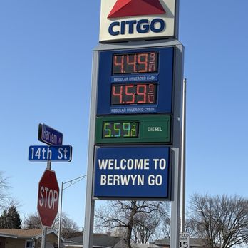 Citgo - Outside street sign - Gas Stations Near Me - Berwyn, Illinois