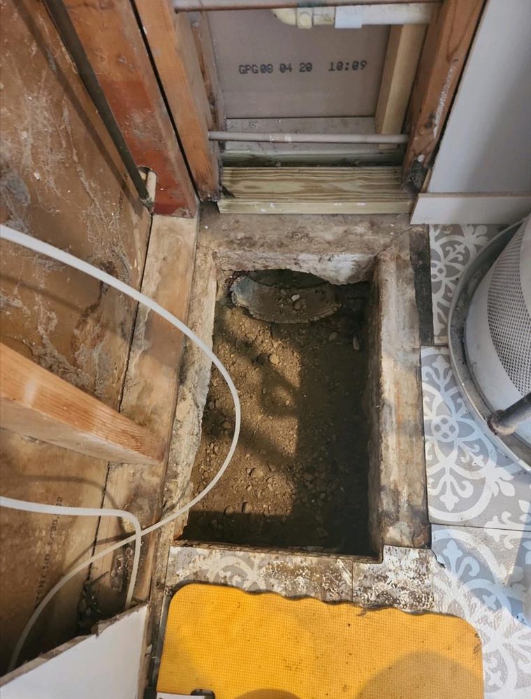 Slide of Paco's Heating & Cooling