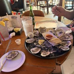 Gilhooley's Restaurant and Oyster Bar - Raw oysters