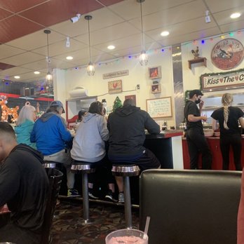 Mo's Egg House - Kitchen Bar - Breakfast & Brunch Near Me - Temecula, California