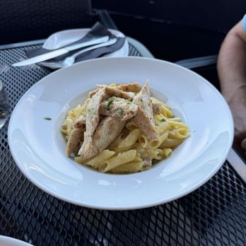 Cassio's Trattoria - Gluten free carbonara add grilled chicken - Italian Near Me - Jasper, Alberta