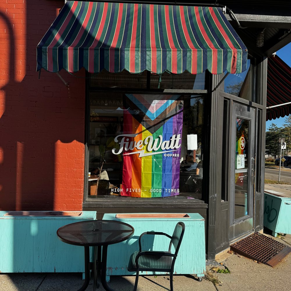 Five Watt Coffee Lyndale - entrance - Coffee & Tea Near Me - Minneapolis, Minnesota