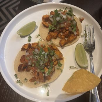 Vida Verde - CHICKEN TACOS - Cocktail Bars Near Me - New York, New York Vida Verde - CHICKEN TACOS - Cocktail Bars Near Me - New York, New York