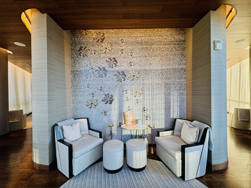 Four Seasons Hotel -One Dalton Street