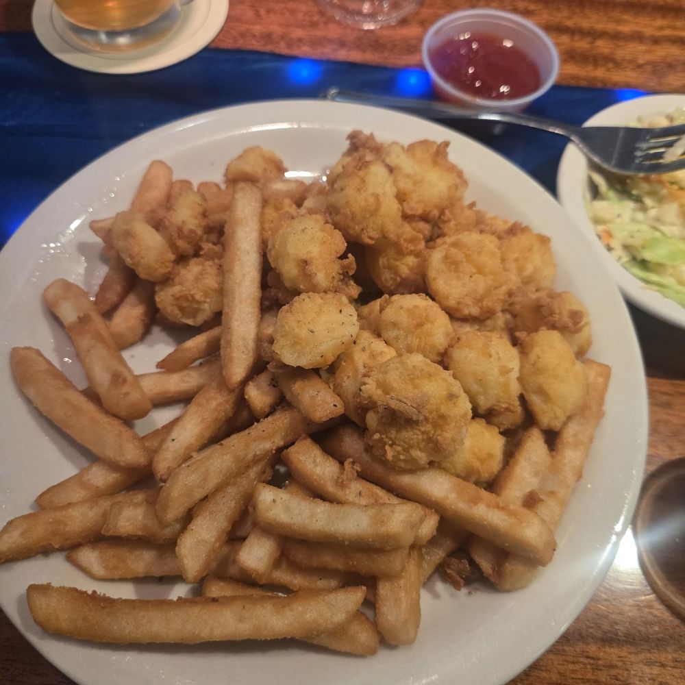 Makris Lobster & Steak House - Scallop and shrimp special. Yes they were a smaller version but they give you enough along with the fries and cole slaw. - Seafood Near Me - Concord, New Hampshire Makris Lobster & Steak House - Scallop and shrimp special. Yes they were a smaller version but they give you enough along with the fries and cole slaw. - Seafood Near Me - Concord, New Hampshire