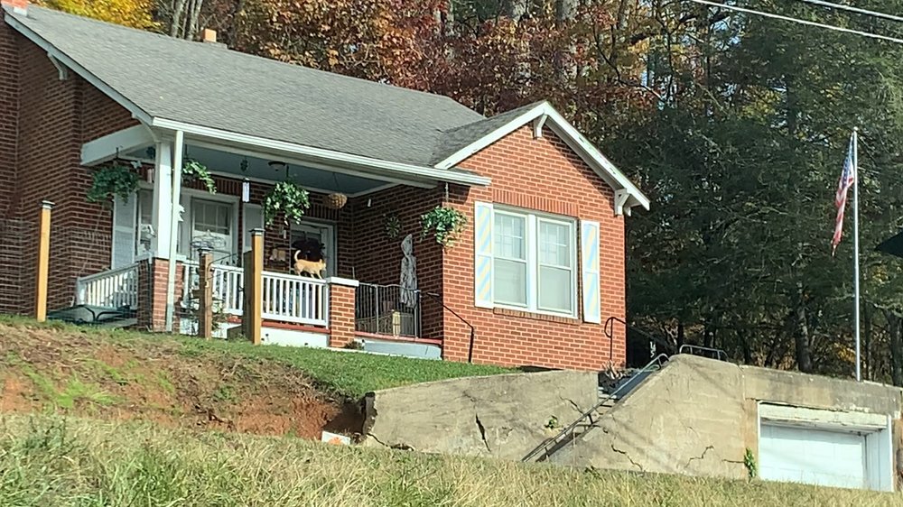 Red Wolff Kitchen Logo