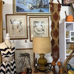 Artwork, lamps and more.
