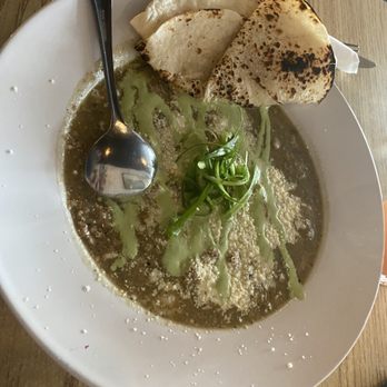 Elliotts an Urban Kitchen - Green chili pork with tortillas - New American Near Me - Spokane, Washington