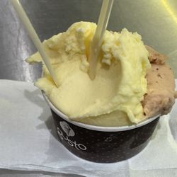 Gusto - Coppetta grande (3,50€); mandarino and frangola