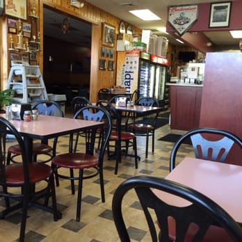 Dee Maria S 29 Photos 70 Reviews Pizza 482 Kings Hwy