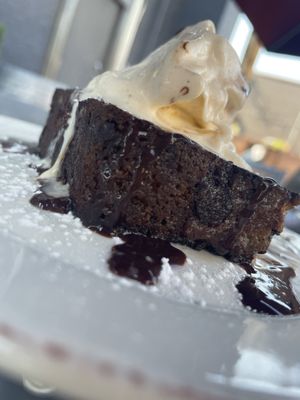 Brewer's Tap & Table by null