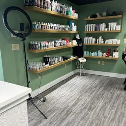 Royale Hair Parlor