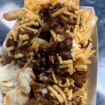 Sweet Dogs - Beef Chili Cheese Fries - Hot Dogs Near Me - Miami, Florida