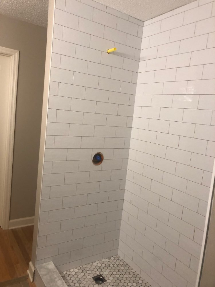 Slide of Leonel Construction Services