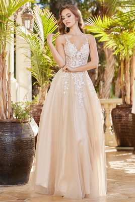 Palacios Bridal & Quinceaneras