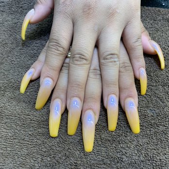 Forever Nails - Yellow & nude - Nail Salons Near Me - Oakland, California