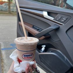 Candy's Grocery - Chocolate malt