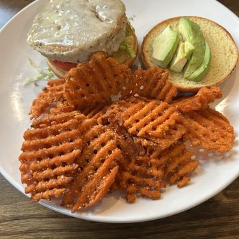 The Parched Pug - Turkey Burger - Gastropubs Near Me - Libertyville, Illinois