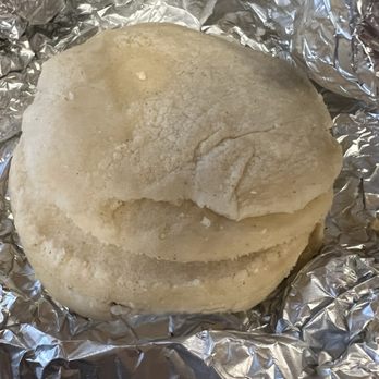 Lenos Y Brasas - Thick , raw tortillas. Terrible. - Mexican Near Me - Harlingen, Texas