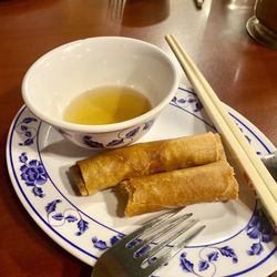 Phnom Penh - Spring rolls ($3.98 total) -- Saturday, 25.11.2023
