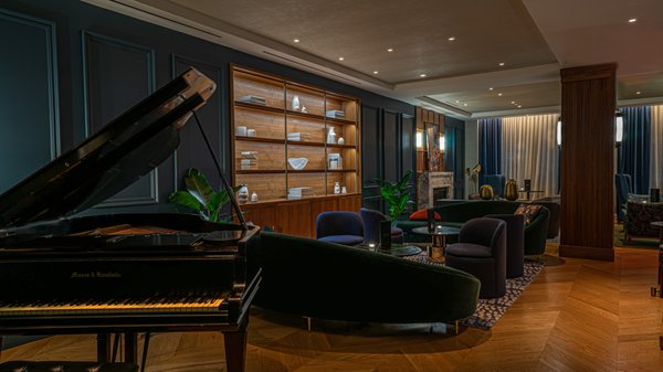 THE WALLACE LOUNGE - Updated January 2026 - 49 Photos & 35 Reviews