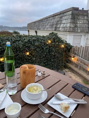 Trillium Cafe & Inn by null