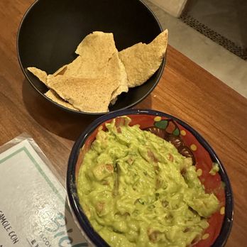 Bichos - Guac and chips - Mexican Near Me - Sayulita, NAY Bichos - Guac and chips - Mexican Near Me - Sayulita, NAY