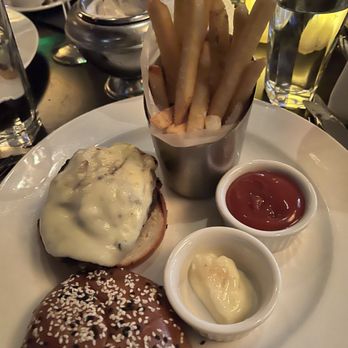 The Capital Grille - Mushroom and Swiss Wagyu burger and fries - Steakhouses Near Me - Memphis, Tennessee The Capital Grille - Mushroom and Swiss Wagyu burger and fries - Steakhouses Near Me - Memphis, Tennessee