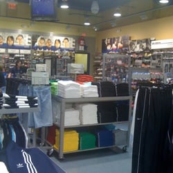 Champs Sports