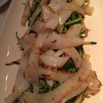 Cachitos - zucchini tagliatelle- amazing - Tapas Bars Near Me - Barcelona, B