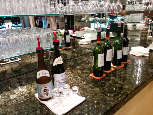 Delta Sky Club 成田空港第1ターミナル Closed 137 Photos 43 Reviews Airport Lounges 三里塚御料牧場1 1 成田市 千葉県 Japan Yelp Delta Sky Club 成田空港第1ターミナル Closed 137 Photos 43 Reviews Airport Lounges 三里塚御料牧場1 1 成田市 千葉県 Japan Yelp